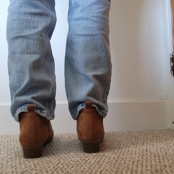 Old Navy suede boot heels - Picture 3 of 7